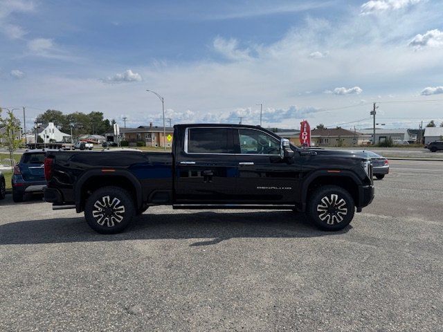GMC Sierra 2500 HD DENALI ULTIMATE 2025 à Chibougamau, Québec - 7 - w1024h768px