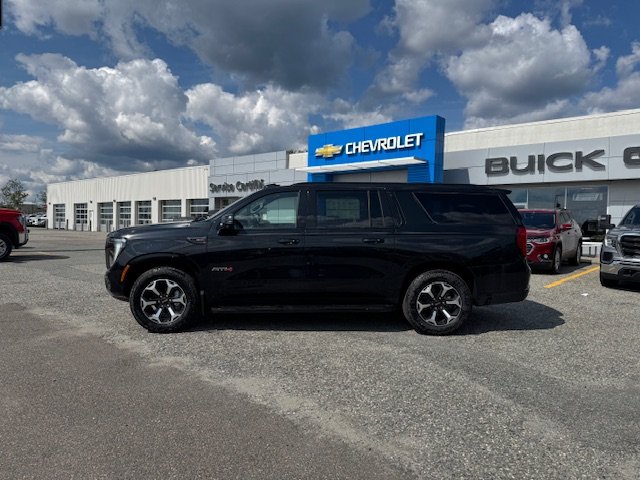 2025 GMC Yukon XL AT4 in Chibougamau, Quebec - 3 - w1024h768px