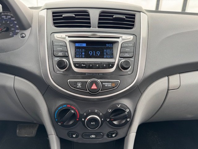 2016 Hyundai Accent GL in Chibougamau, Quebec - 10 - w1024h768px