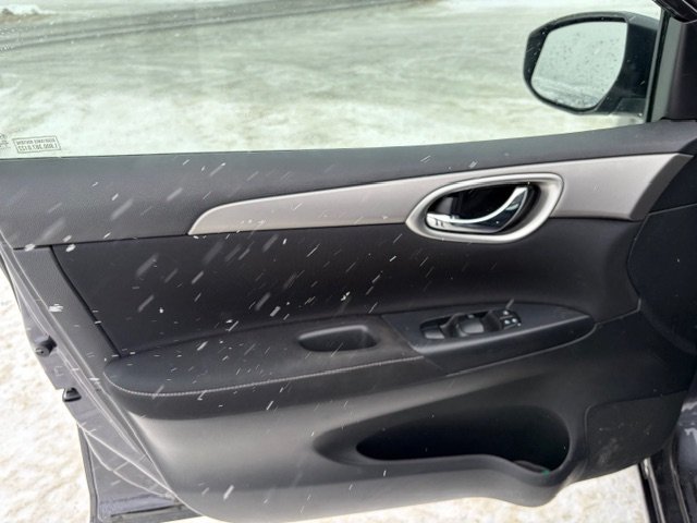 2015 Nissan Sentra SV in Chibougamau, Quebec - 9 - w1024h768px
