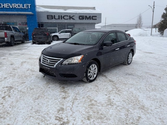 2015 Nissan Sentra SV in Chibougamau, Quebec - 1 - w1024h768px