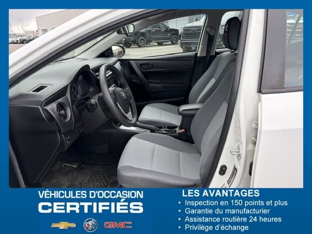 2019 Toyota Corolla LE in Chibougamau, Quebec - 9 - w1024h768px