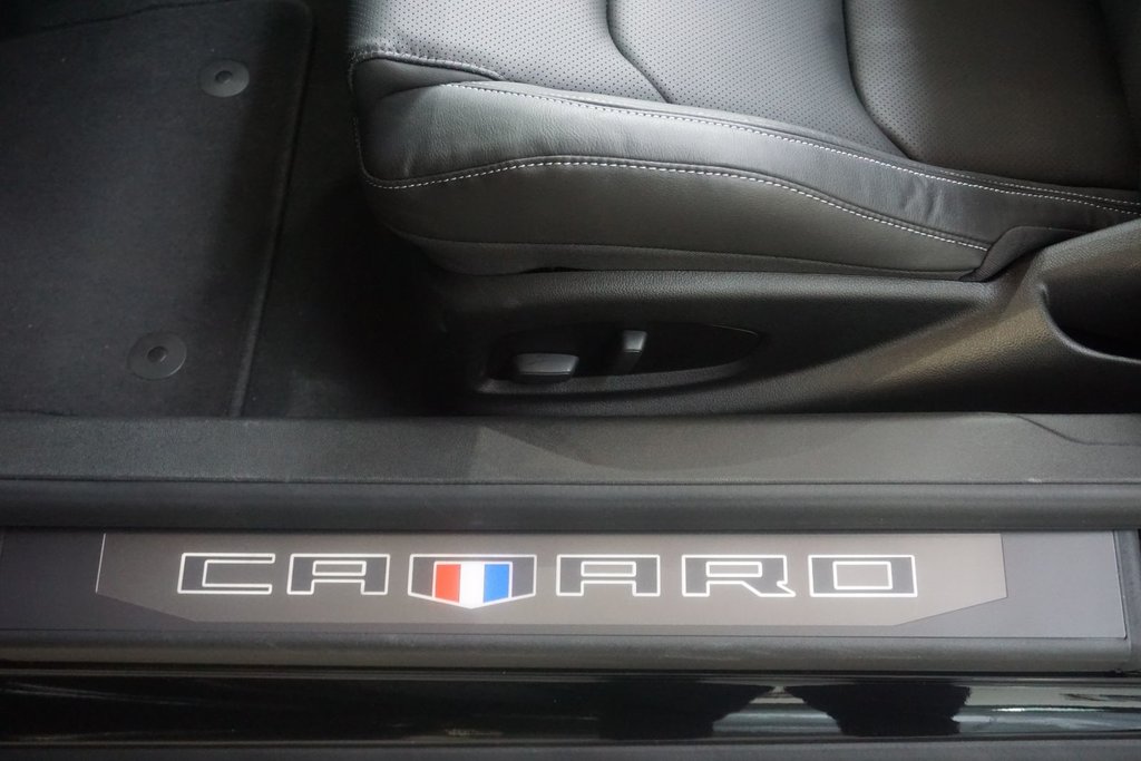 2024 Chevrolet Camaro in Montreal, Quebec - 12 - w1024h768px