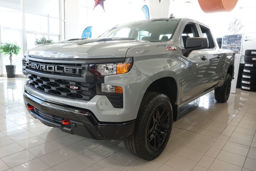 2025 Chevrolet Silverado 1500 in Montreal, Quebec - 1 - w1024h768px