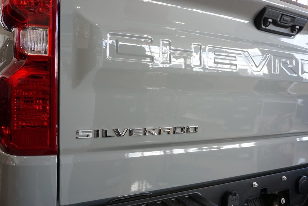 2025 Chevrolet Silverado 1500 in Montreal, Quebec - 27 - w1024h768px