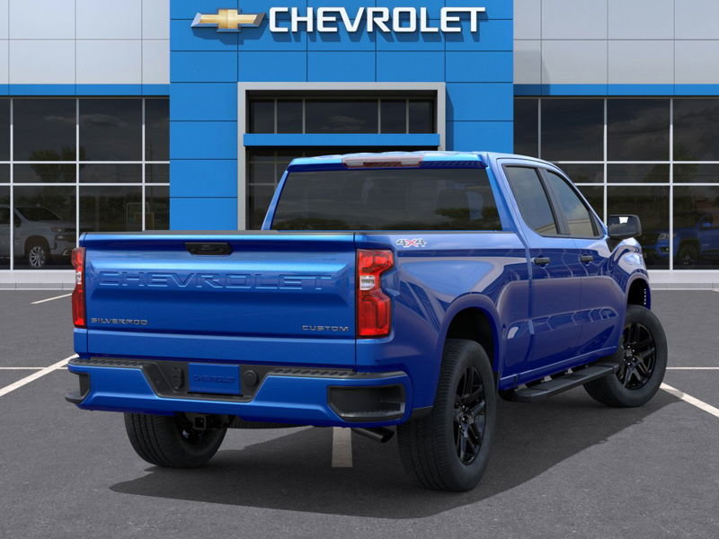 2025 Chevrolet Silverado 1500 in Montreal, Quebec - 4 - w1024h768px