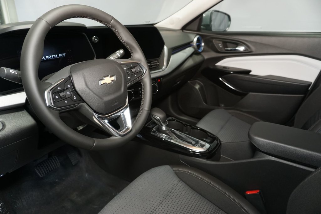 2025 Chevrolet Trax in Montreal, Quebec - 7 - w1024h768px