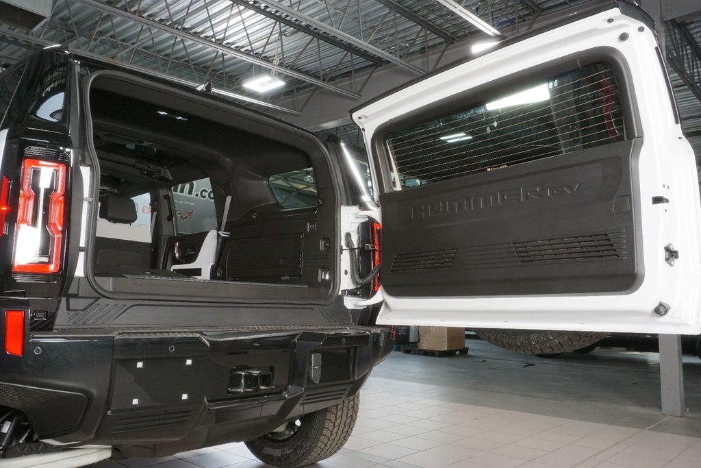 GMC HUMMER EV SUV  2025 à Montréal, Québec - 41 - w1024h768px