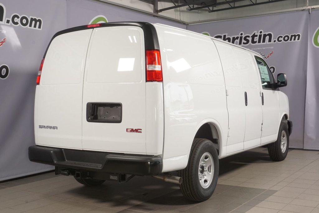 2024 GMC Savana Cargo 2500 in Montreal, Quebec - 24 - w1024h768px