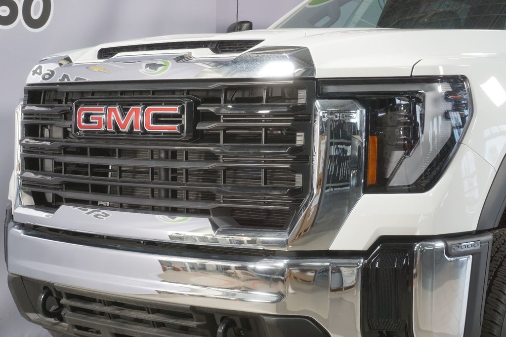 2024 GMC Sierra 2500 HD in Montreal, Quebec - 5 - w1024h768px