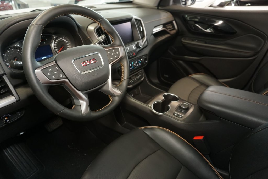 2024 GMC Terrain in Montreal, Quebec - 8 - w1024h768px