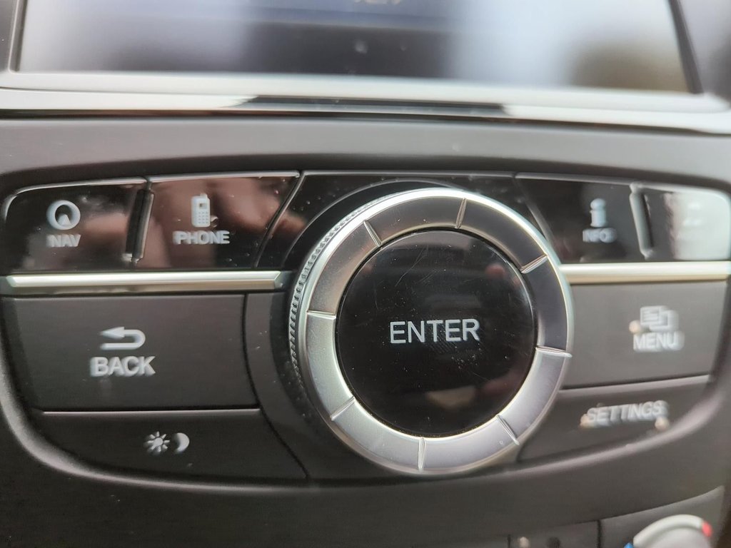 2017 Acura RDX in Antigonish, Nova Scotia - 25 - w1024h768px