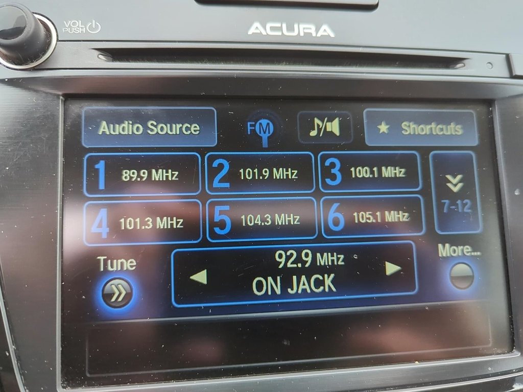 2017 Acura RDX in Antigonish, Nova Scotia - 24 - w1024h768px