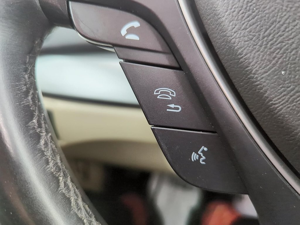 2017 Acura RDX in Antigonish, Nova Scotia - 34 - w1024h768px