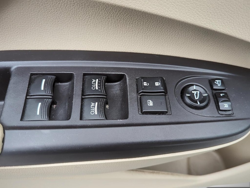 2017 Acura RDX in Antigonish, Nova Scotia - 45 - w1024h768px