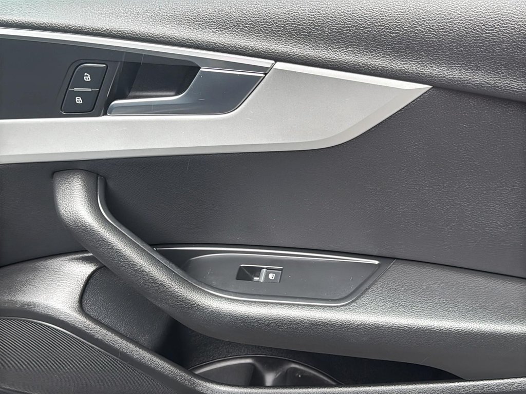 2017 Audi A4 Komfort | Leather | Roof | Cam | HtdWheel in Saint John, New Brunswick - 15 - w1024h768px