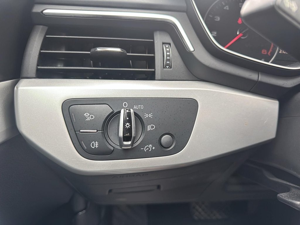 2017 Audi A4 Komfort | Leather | Roof | Cam | HtdWheel in Saint John, New Brunswick - 39 - w1024h768px