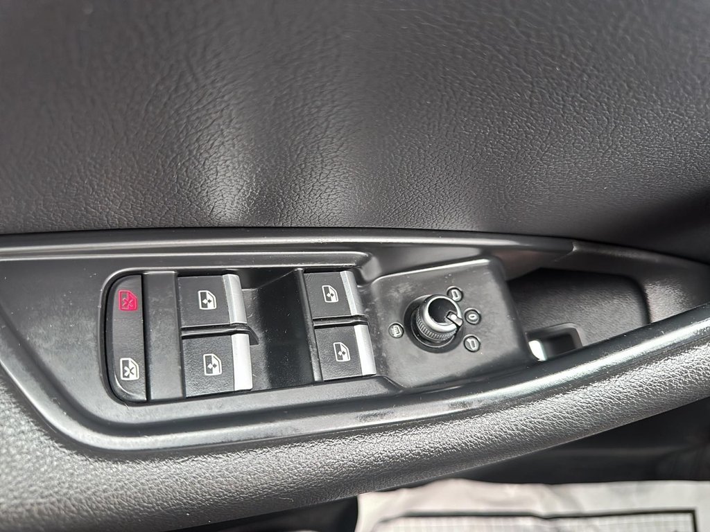 2017 Audi A4 Komfort | Leather | Roof | Cam | HtdWheel in Saint John, New Brunswick - 40 - w1024h768px