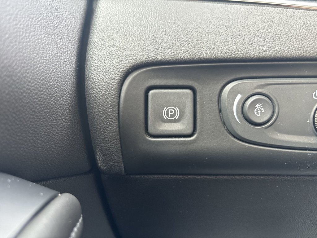 2021 Buick Enclave Avenir | Leather | Roof | Cam | USB | HtdSeats in Saint John, New Brunswick - 30 - w1024h768px