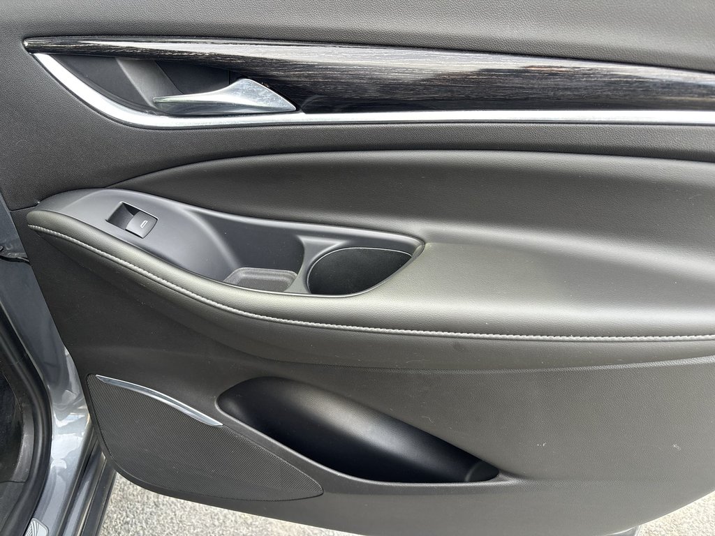 2021 Buick Enclave Avenir | Leather | Roof | Cam | USB | HtdSeats in Saint John, New Brunswick - 41 - w1024h768px