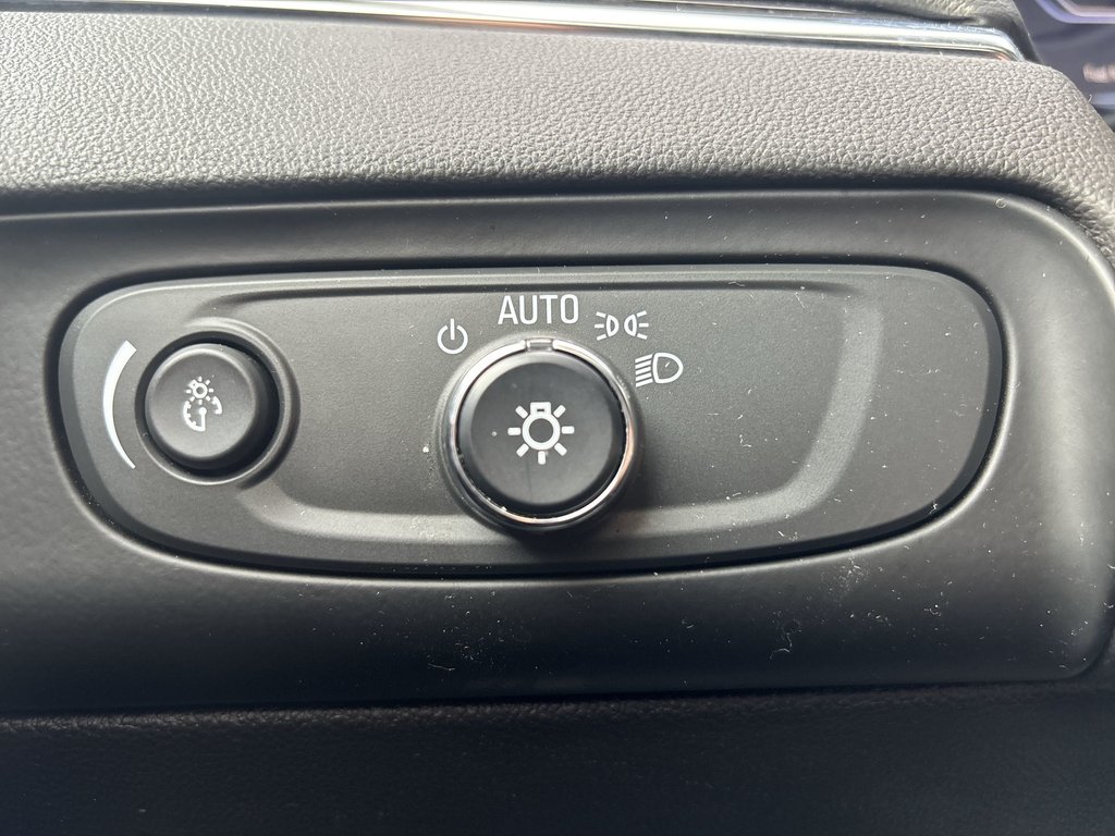 2021 Buick Enclave Avenir | Leather | Roof | Cam | USB | HtdSeats in Saint John, New Brunswick - 31 - w1024h768px