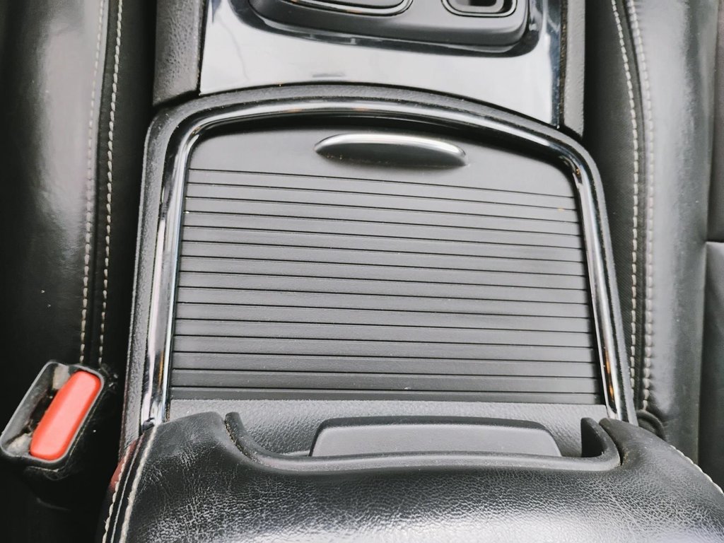 2018 Chrysler 300 in Antigonish, Nova Scotia - 40 - w1024h768px