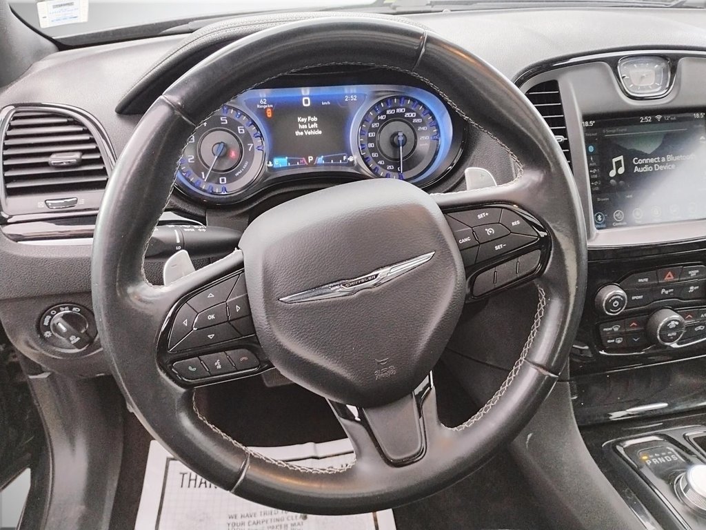 2018 Chrysler 300 in Antigonish, Nova Scotia - 17 - w1024h768px