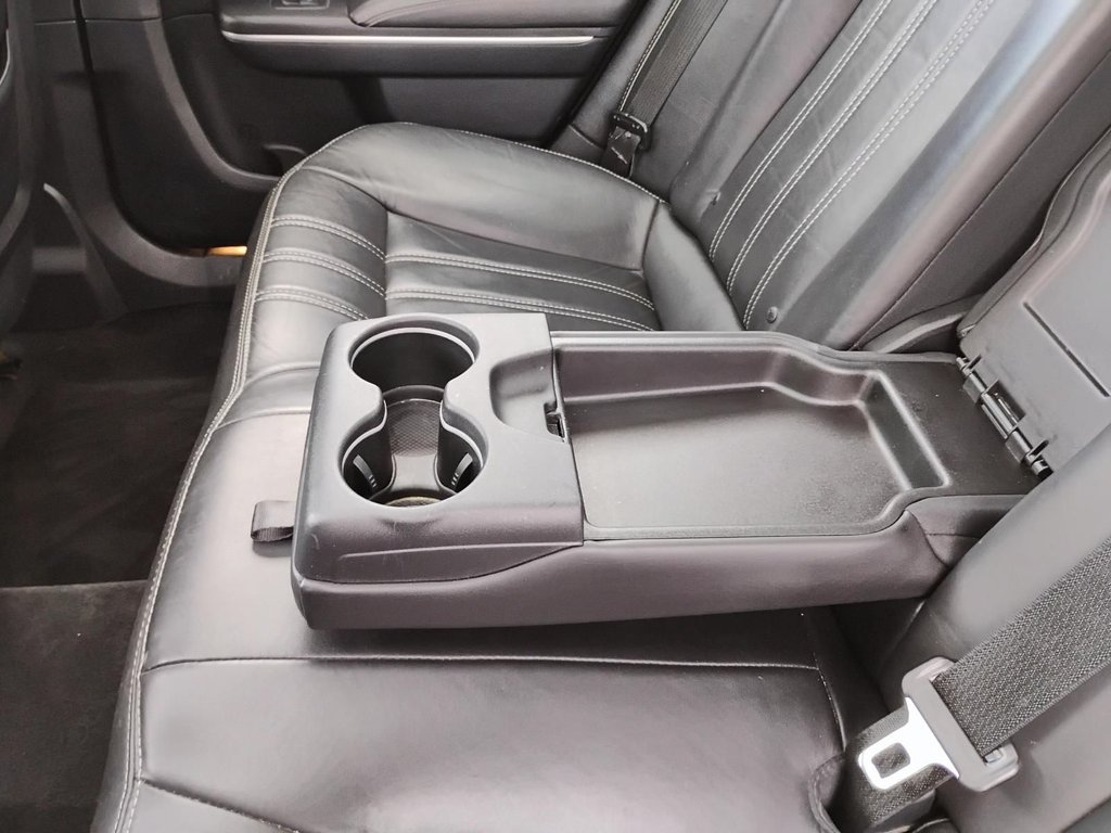 2018 Chrysler 300 in Antigonish, Nova Scotia - 52 - w1024h768px