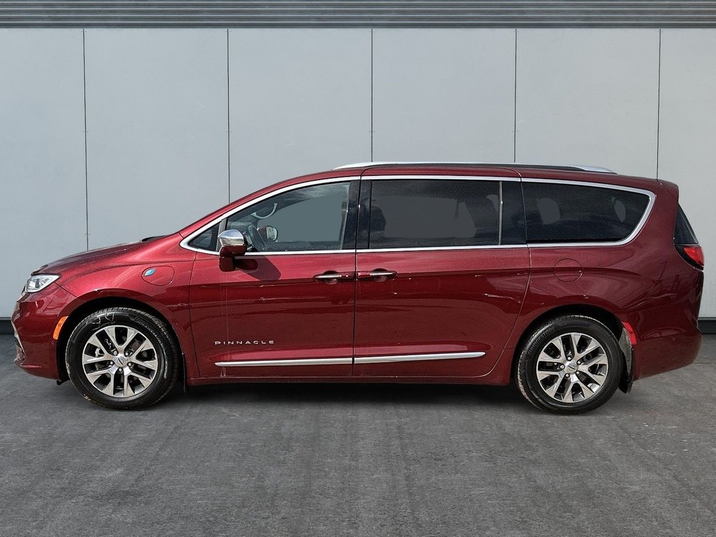 2021 Chrysler Pacifica Hybrid in Antigonish, Nova Scotia - 8 - w1024h768px