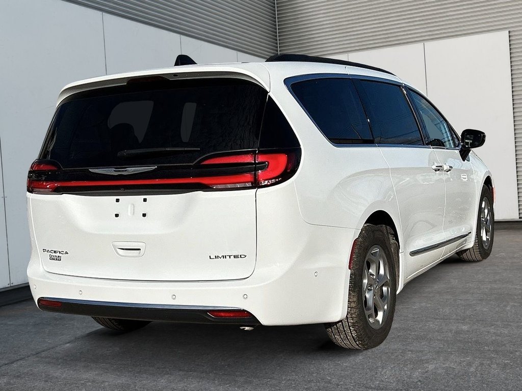 2023 Chrysler Pacifica in Antigonish, Nova Scotia - 5 - w1024h768px