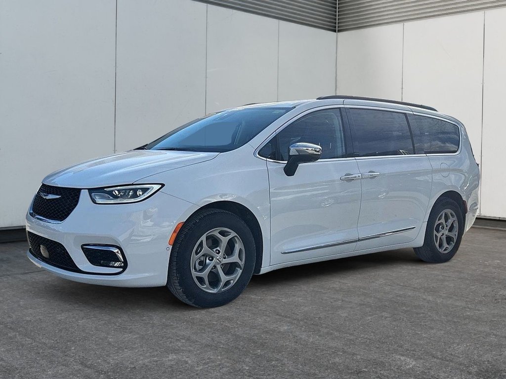 2023 Chrysler Pacifica in Antigonish, Nova Scotia - 9 - w1024h768px