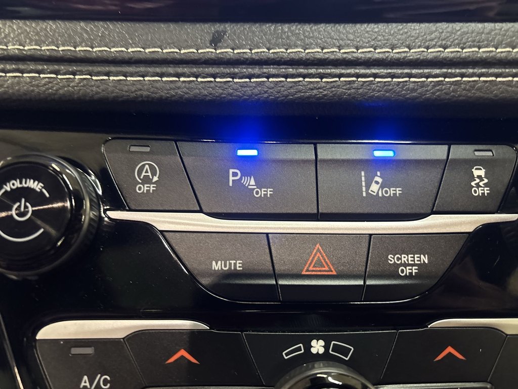 2025 Chrysler Pacifica Limited | Leather | Roof | Nav | Cam | USB in Saint John, New Brunswick - 22 - w1024h768px