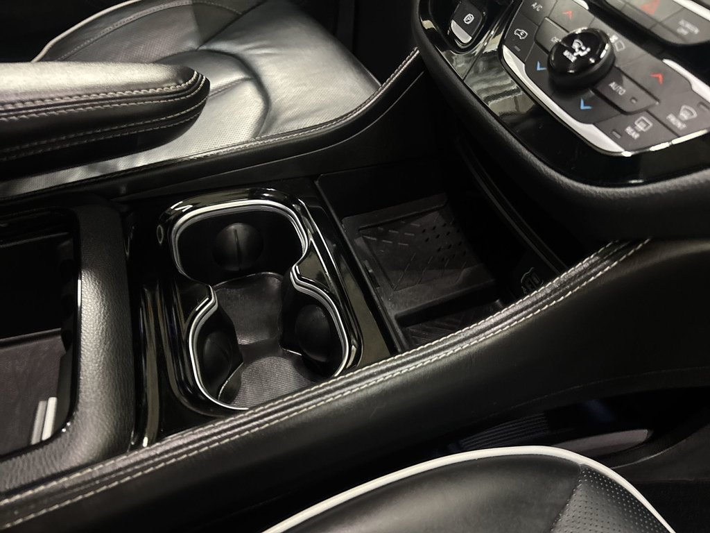 2025 Chrysler Pacifica Limited | Leather | Roof | Nav | Cam | USB in Saint John, New Brunswick - 45 - w1024h768px