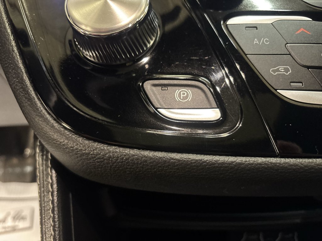 2025 Chrysler Pacifica Limited | Leather | Roof | Nav | Cam | USB in Saint John, New Brunswick - 30 - w1024h768px