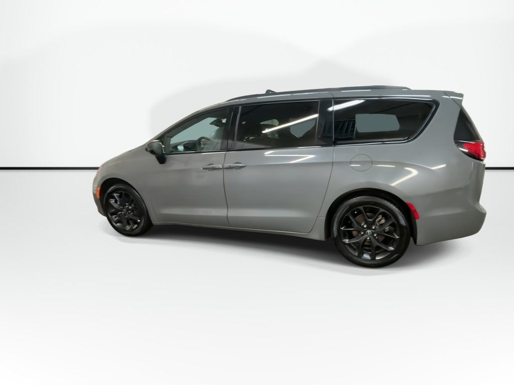 2025 Chrysler Pacifica Limited | Leather | Roof | Nav | Cam | USB in Saint John, New Brunswick - 5 - w1024h768px