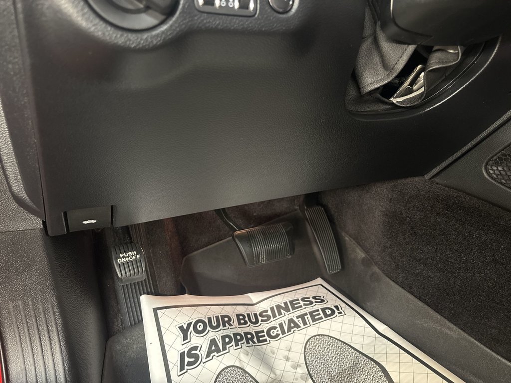 2018 Dodge Challenger in Antigonish, Nova Scotia - 30 - w1024h768px