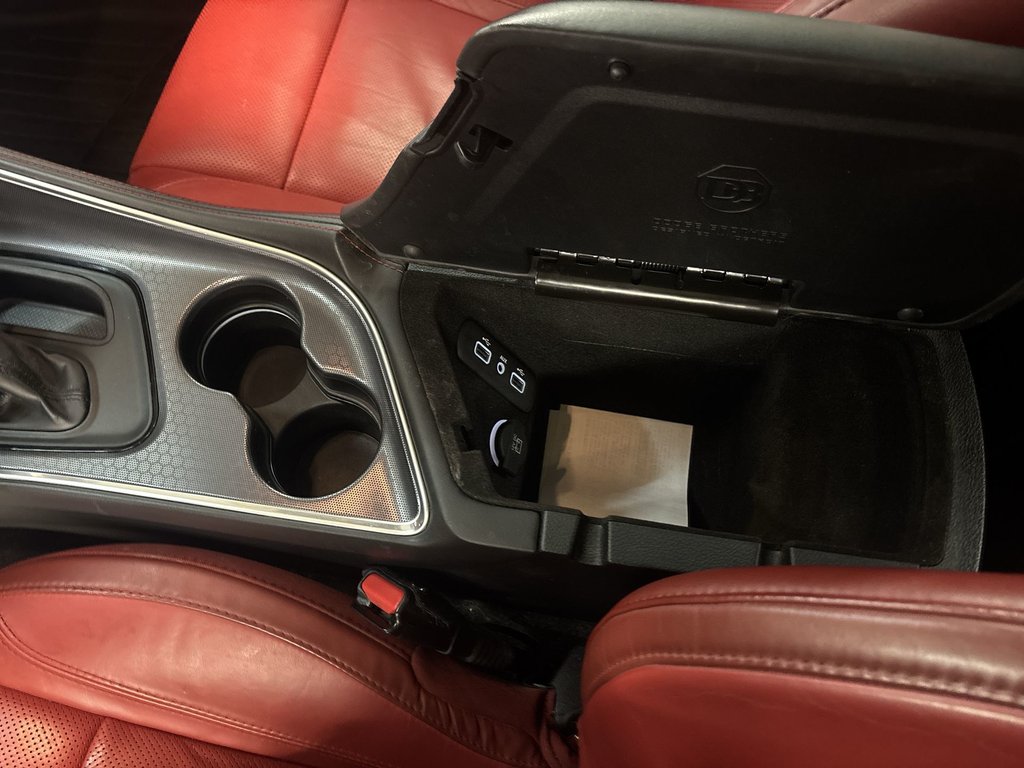 2018 Dodge Challenger in Antigonish, Nova Scotia - 28 - w1024h768px