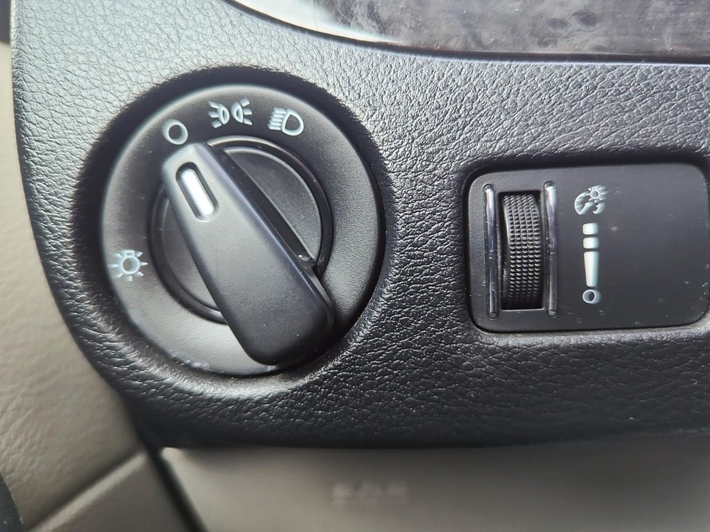 2016 Dodge Grand Caravan Canada Value Package | Cam | USB | Bluetooth | in Saint John, New Brunswick - 29 - w1024h768px