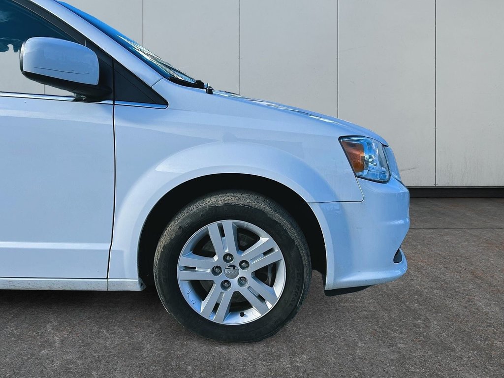 2019 Dodge Grand Caravan in Antigonish, Nova Scotia - 2 - w1024h768px