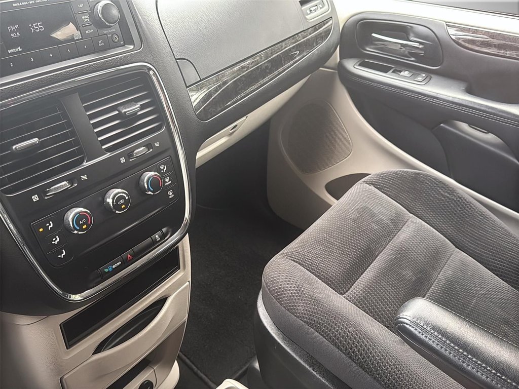 2019 Dodge Grand Caravan in Antigonish, Nova Scotia - 25 - w1024h768px