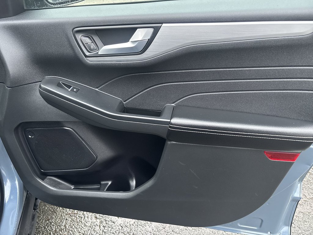 2023 Ford Escape Platinum | Leather | Cam | USB | HtdWheel in Saint John, New Brunswick - 46 - w1024h768px