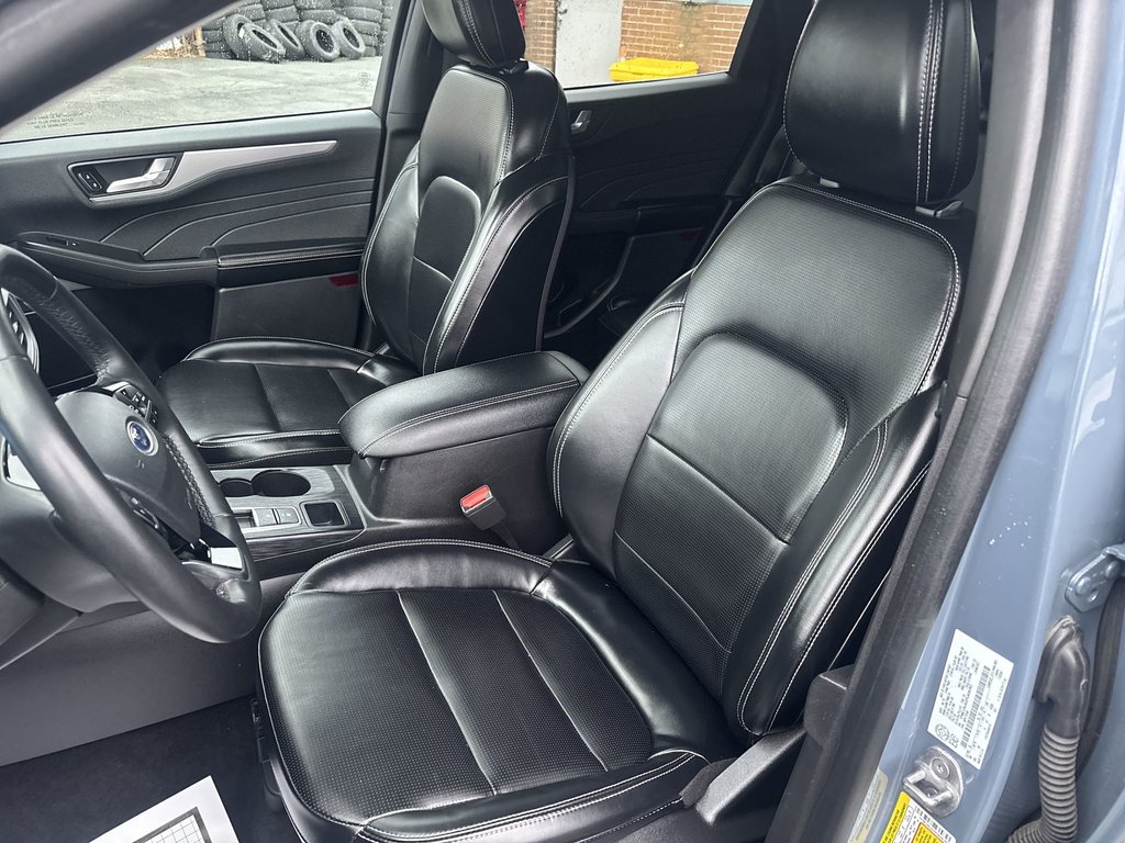 2023 Ford Escape Platinum | Leather | Cam | USB | HtdWheel in Saint John, New Brunswick - 11 - w1024h768px