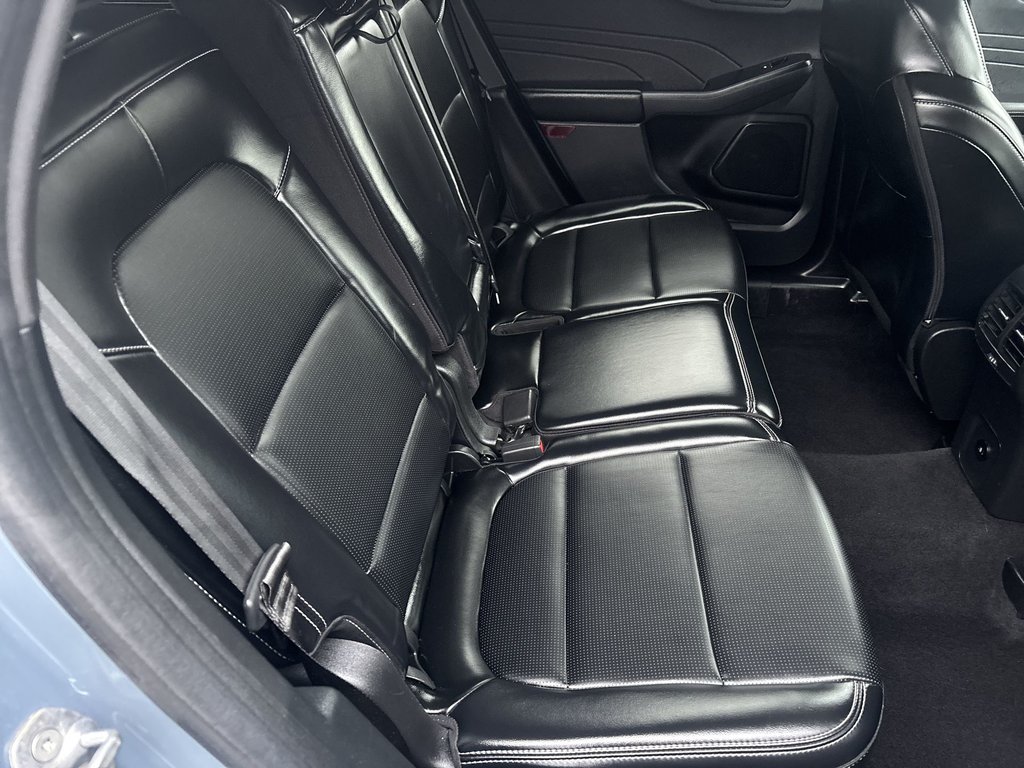 2023 Ford Escape Platinum | Leather | Cam | USB | HtdWheel in Saint John, New Brunswick - 39 - w1024h768px