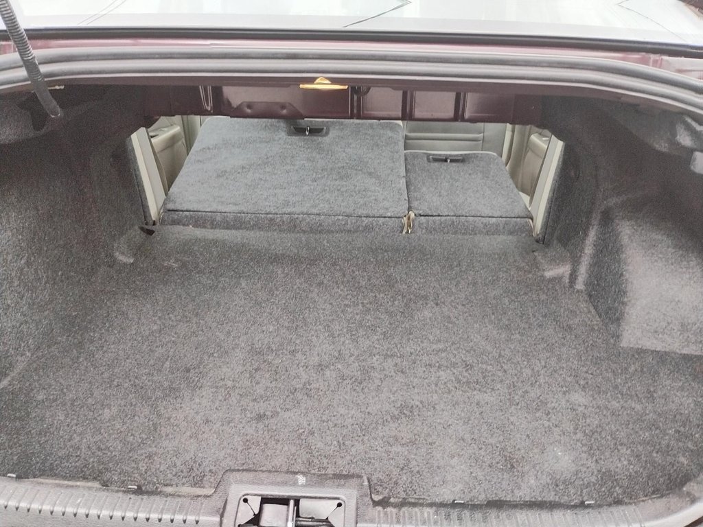 2012 Ford Fusion in Antigonish, Nova Scotia - 64 - w1024h768px