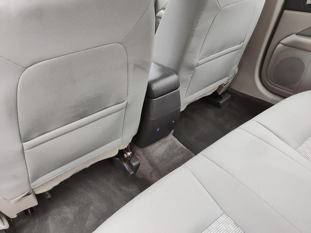 2012 Ford Fusion in Antigonish, Nova Scotia - 56 - w1024h768px