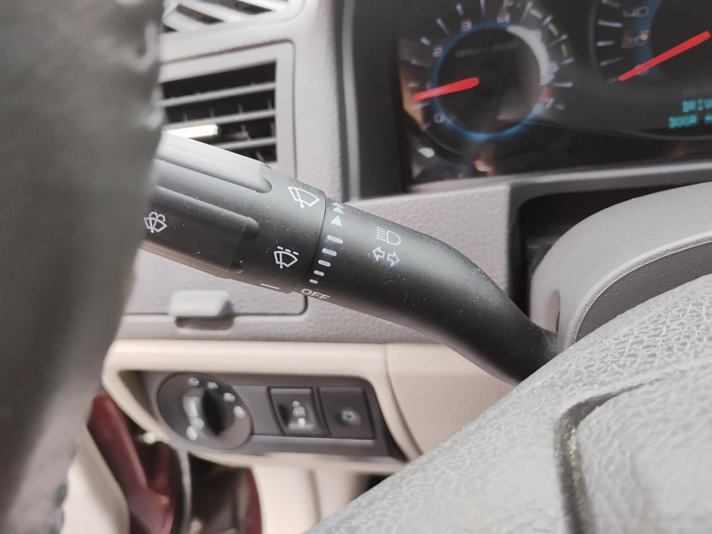 2012 Ford Fusion in Antigonish, Nova Scotia - 35 - w1024h768px