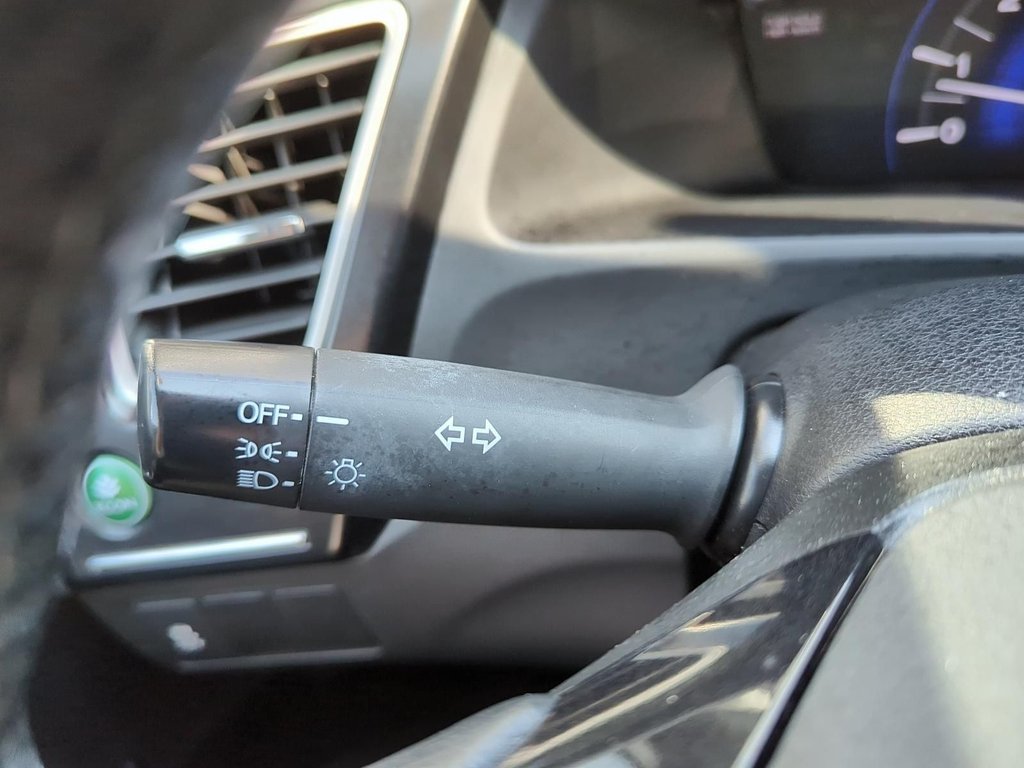 2013 Honda Civic Sdn in Antigonish, Nova Scotia - 32 - w1024h768px