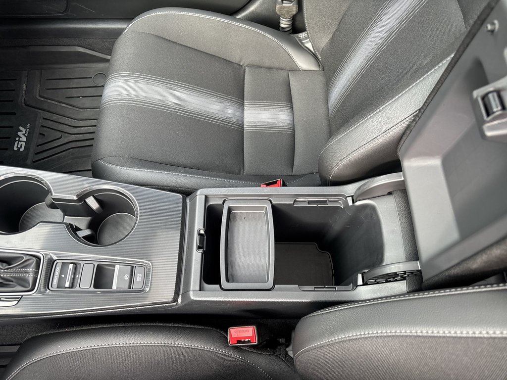 2025 Honda Civic Sedan Hybrid in Antigonish, Nova Scotia - 50 - w1024h768px