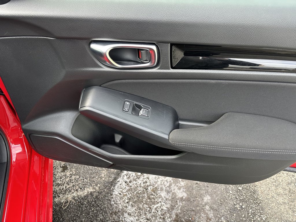 2025 Honda Civic Sedan Hybrid in Antigonish, Nova Scotia - 46 - w1024h768px