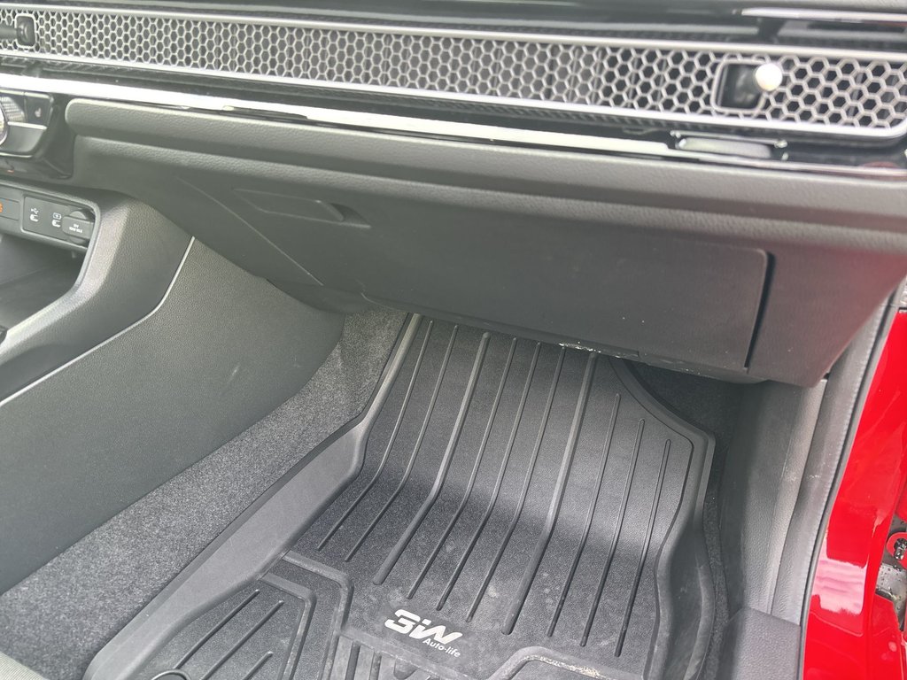 2025 Honda Civic Sedan Hybrid in Antigonish, Nova Scotia - 44 - w1024h768px